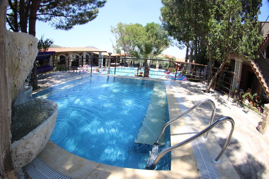 Atillas Getaway Selçuk Exterior photo